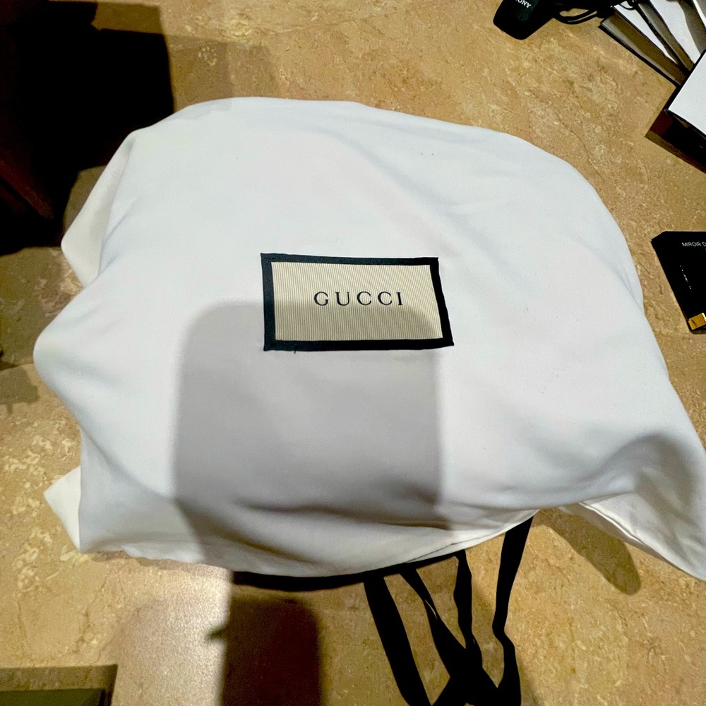 GUCCI BREE CROSSBODY BAG!